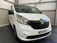 Used Renault Trafic Business 125 HP (91 kW) 2017 White MPV