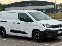 Used Vauxhall Combo 100 HP (73 kW) 2024 White MPV