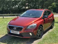 Used Volvo V40 2014 Red Hatchback