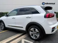 Used Kia Niro 150 kW (204 HP) 2020 White SUV