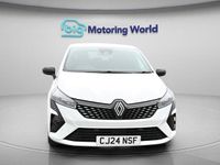Used Renault Clio V Techno 145 HP (106 kW) 2024 White Hatchback