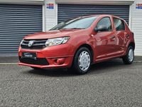 Used Dacia Sandero Ambiance 2015 Red Hatchback