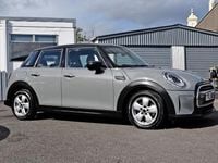 Begagnad Mini Cooper Classic 136 HK (100 kW) 2022 Grå Halvkombi