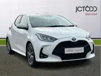 Used Toyota Yaris 116 HP (85 kW) 2022 White Hatchback
