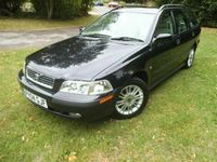 Begagnad Volvo V40 2004 Kombi