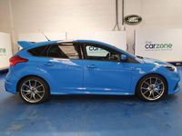 Used Ford Focus RS 350 HP (257 kW) 2016 Blue Hatchback