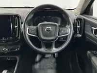 Used Volvo XC40 Momentum 197 HP (144 kW) 2020 Blue SUV