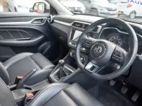 Used MG ZS Exclusive 106 HP (77 kW) 2018 Silver SUV
