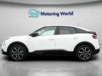 Usado Citroën e-C4 Shine 100 kW (136 CV) 2022 Blanco Utilitario