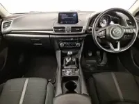 Used Mazda 3 Inclusive 120 HP (88 kW) 2017 Red Hatchback