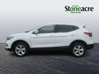 Used Nissan Qashqai Acenta Premium 115 HP (84 kW) 2019 White SUV