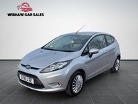 Usado Ford Fiesta 82 HP (60 kW) 2010 Prateado Citadino