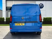 New VW Transporter Pro 148 HP (108 kW) 2025 Blue Van
