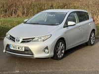 Used Toyota Auris 136 HP (100 kW) 2015 Silver Estate