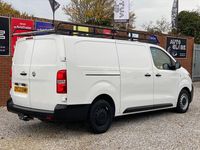 Used Vauxhall Vivaro S 145 HP (106 kW) 2022 White MPV