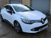 Used Renault Clio IV Dynamique 90 HP (66 kW) 2016 White Hatchback
