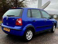 Used VW Polo S 64 HP (47 kW) 2004 Blue Hatchback