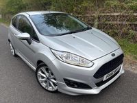 Used Ford Fiesta Zetec 140 HP (102 kW) 2016 Silver Hatchback
