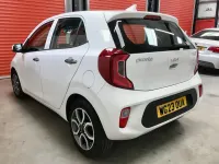 Used Kia Picanto 2023 White Hatchback