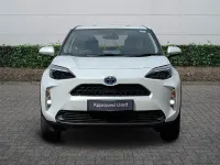 Used Toyota Yaris Hybrid 2024 White Estate