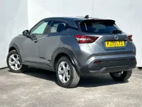 Gebraucht Nissan Juke N-Connecta 114 PS (83 kW) 2020 Grau SUV
