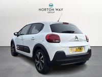 Used Citroën C3 PureTech 108 HP (79 kW) 2024 White Hatchback