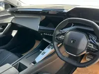 Gebraucht Peugeot e-308 Allure 114 kW (156 PS) 2024 Blau Kleinwagen