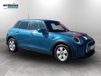 Usado Mini Cooper Classic 2021 Azul Utilitario