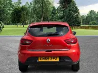 Used Renault Clio Dynamique 90 HP (66 kW) 2015 Red Hatchback