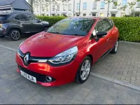 Used Renault Clio IV Dynamique 75 HP (55 kW) 2015 Red Hatchback