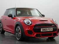 Używany Mini John Cooper Works Hatch 228 KM (167 kW) 2019 Czerwony Hatchback