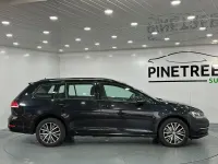 Used VW Golf VII SE 115 HP (84 kW) 2018 Black Estate