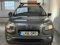 Usado Citroën C4 Cactus Flair 82 HP (60 kW) 2016 Cinzento Citadino