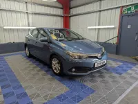 Used Toyota Auris Hybrid 2019 Blue Hatchback