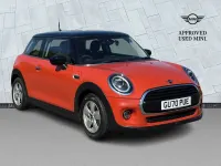 Used Mini Cooper Classic 136 HP (100 kW) 2020 Orange Hatchback