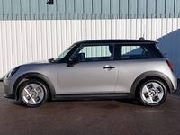 Używany Mini Cooper Classic 114 kW (156 KM) 2025 Srebrny Hatchback