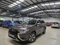 Used Mitsubishi Outlander 150 HP (110 kW) 2020 Brown SUV