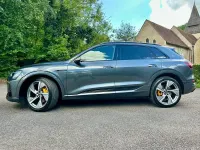 Used Audi e-tron Comfort 300 kW (408 HP) 2022 Grey SUV