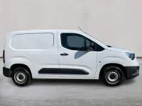 Used Vauxhall Combo Edition 100 HP (73 kW) 2021 White MPV