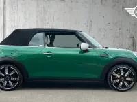 Used Mini Cooper Exclusive 134 HP (98 kW) 2024 Green Hatchback