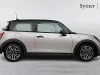 Used Mini Cooper Hatch 154 HP (113 kW) 2024 Silver Hatchback