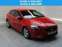 Usado Volvo V40 115 HP (84 kW) 2013 Vermelho Citadino
