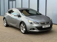 Used Vauxhall Astra GTC SRi 140 HP (102 kW) 2012 Coupe