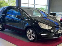 Used Ford S-MAX Titanium 140 HP (102 kW) 2014 Black MPV