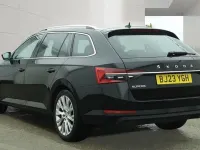 Usado Skoda Superb SE L 218 CV (160 kW) 2023 Negro Familiar