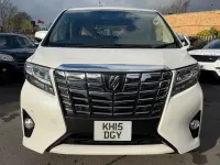 Begagnad Toyota Alphard Edition 182 HK (133 kW) 2025 Vit Minibuss