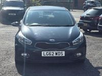 Używany Kia Ceed 2012 Czarny Hatchback