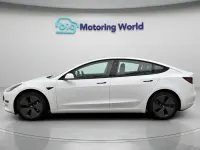 Used Tesla Model 3 Standard Range Plus 222 kW (302 HP) 2021 White Sedan