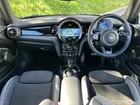Used Mini Cooper Hatch 134 HP (98 kW) 2023 Red Hatchback