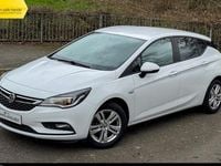 Used Vauxhall Astra S 105 HP (77 kW) 2018 Hatchback